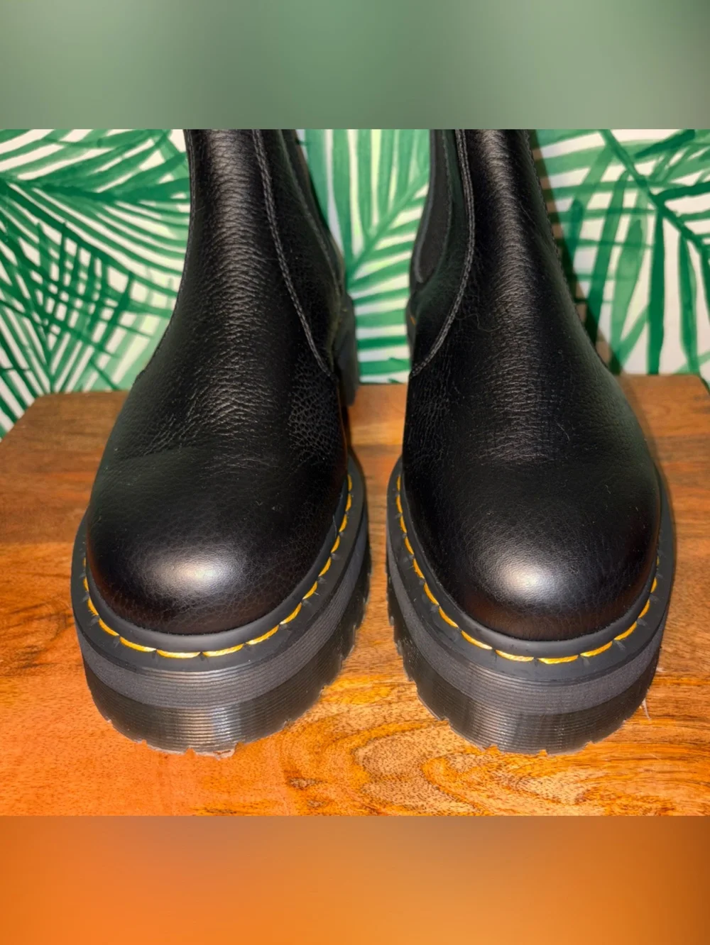 Dr. Martens Black Leather Faux Fur Lined Quad Platform Chelsea Boots Women’s 10